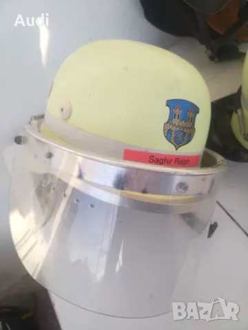 Продавам 7 броя пожарникарски каски / шлем.  Внос от Германия!  Каските са запазени/здрави.  Снимал , снимка 11 - Други ценни предмети - 48559976