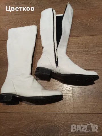 Кожени ботуши - бели, снимка 2 - Дамски ботуши - 49526341