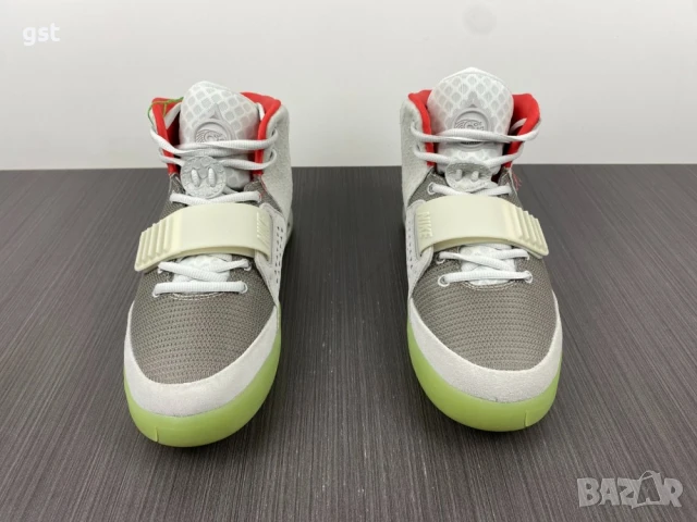 Изключително Редки Nike Air Yeezy 2 Platinum  Kanye West баскетболни маратонки кецове мъжки Светещи , снимка 1