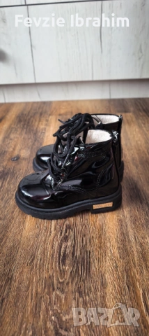 Продавам нови, някои носени по веднъж дрешки, обувки, сандали за момиче , снимка 15 - Детски сандали и чехли - 53925145