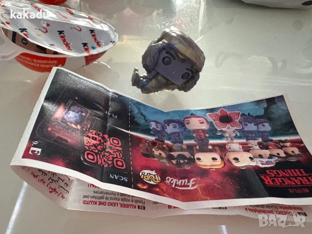 Фигурката Eddie Sottosopra от Киндер Stranger things, снимка 3 - Колекции - 52382568