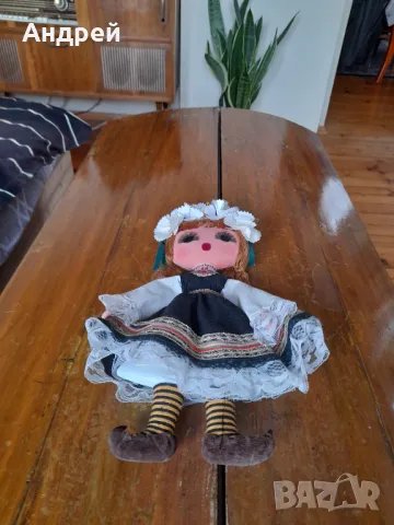 Стара кукла за стена #11