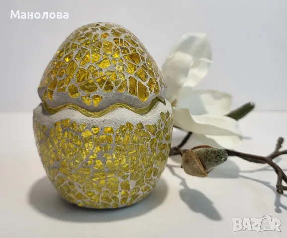 Мозаечни стъклени яйца Valerie Parr Hill., снимка 5 - Декорация за дома - 49320943