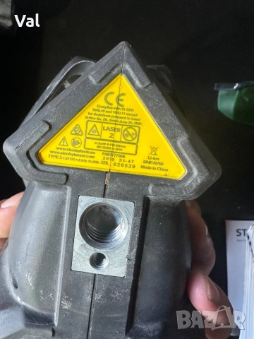 Линеен лазерен нивелир Stanley , снимка 4 - Измервателни инструменти - 51724978