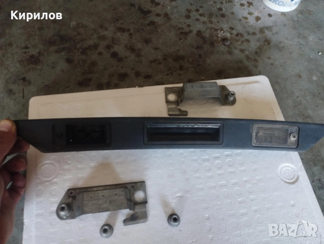 Дръжка за багажник, бутон за отваряне Audi  A4 Б7 комби, снимка 3 - Части - 51597190