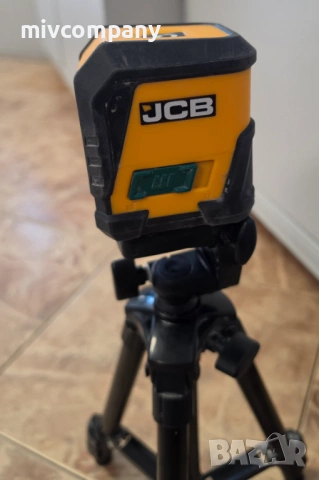 Професионален лазерен нивелир с тринога JCB CLL-G , самонивелиращ, снимка 2 - Измервателни инструменти - 54331912