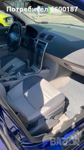 Продавам Volvo v50 2D HDI 2007, снимка 12 - Автомобили и джипове - 55877577