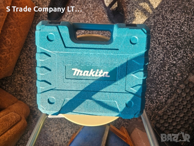 Винтоверт Makita / макита 2 батерии и заярдо нова 