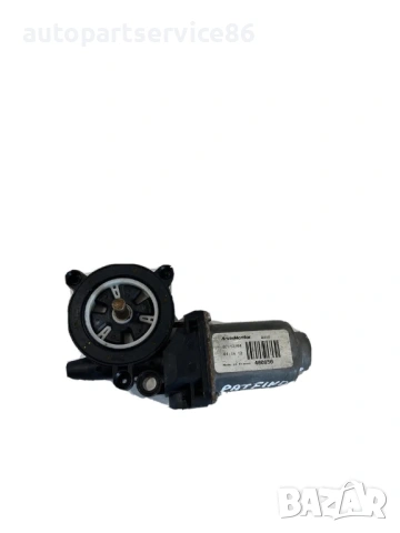 Мотор за стъклоповдигач на задна дясна врата за Nissan Pathfinder 2.5 dCi (2009) 400850