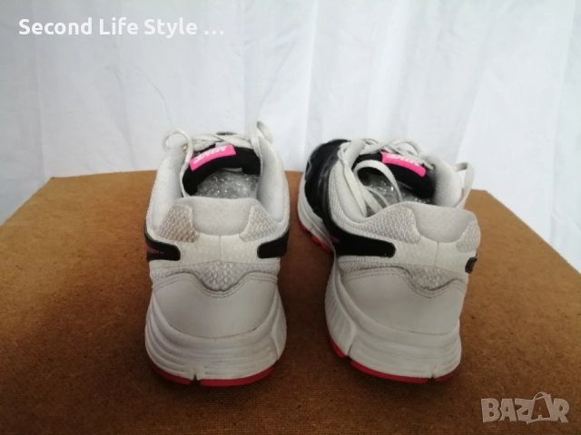 Номер 40 Nike оригинални дамски маратонки Revolution Running, снимка 12 - Маратонки - 52877940