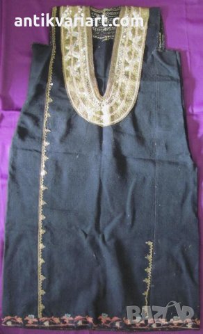 19 век Фолк Арт Женска Носия, Костюм златна сърма и пайети