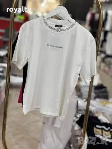 Calvin Klein дамски тениски Различни цветове , снимка 7 - Тениски - 50394519