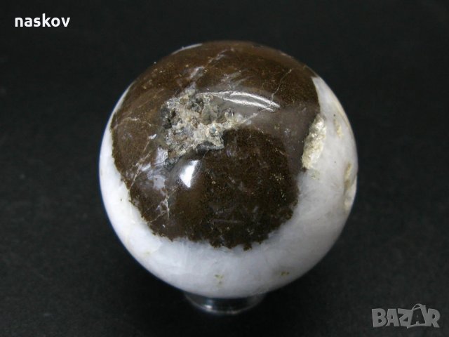 Изключителни сфери от Сугилит и Бустамит, Ларимар, Натролит, снимка 6 - Колекции - 30467457