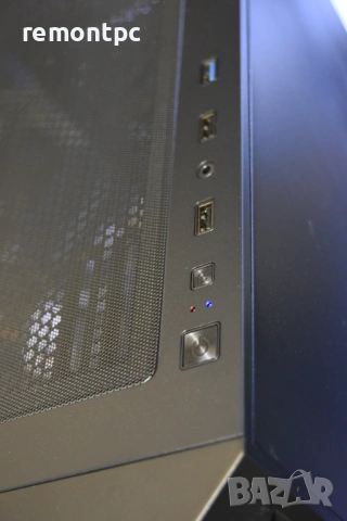 Геймърски компютър I5 8500 RX580 SSD 16 GB DDR4 светещща кутия, снимка 5 - Геймърски - 53876277