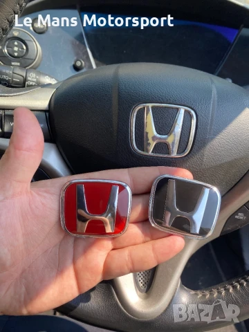 Емблеми за волана Honda Civic,Accord,CR-V,Pilot,HR-V 2 модела  черен и червен тип Type R