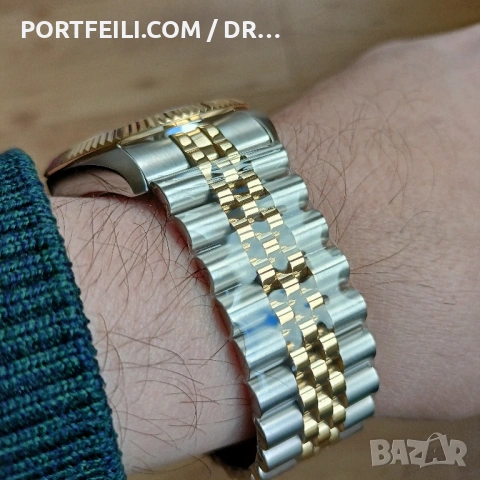 Часовник Roamer, Swiss Made, сапфир, 100м, чисто нов, bi-color, снимка 13 - Мъжки - 54244539