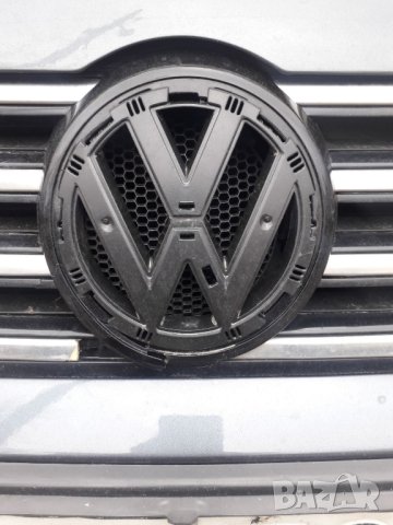 135мм Предна емблема за Фолксваген Пасат 7 Голф VW 2011-19г. 5G0 853 601, снимка 2 - Аксесоари и консумативи - 42920379