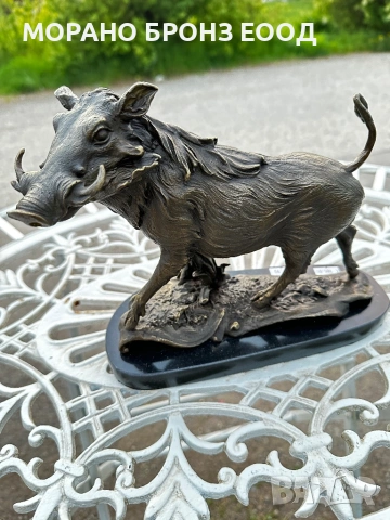 Масивна бронзова статуетка "Африкански глиган" – подписана A.L. Barye (2.7 кг)