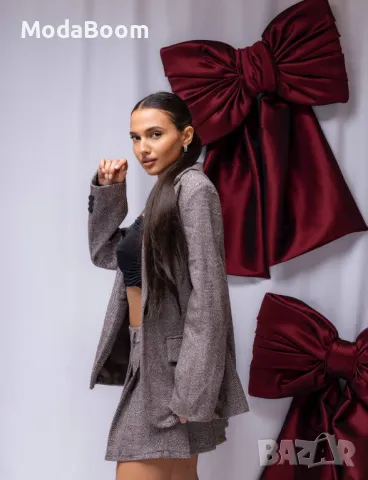 Дамски комплект сако и пола, снимка 3 - Костюми - 48274495