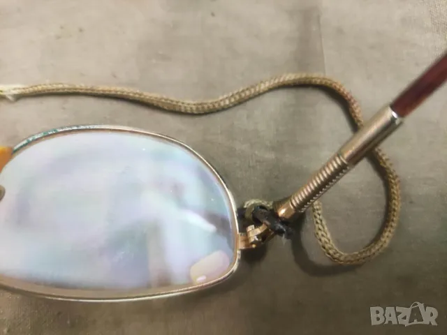 Продавам стари очила с калъф, снимка 6 - Слънчеви и диоптрични очила - 49106580