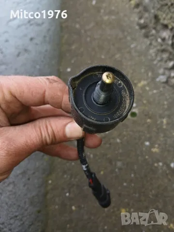 Сензор за вода в горивен филтър Hundai Teracan