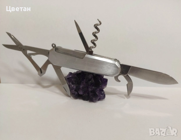 Wenger Metal 50 Швейцарско ножче Victorinox