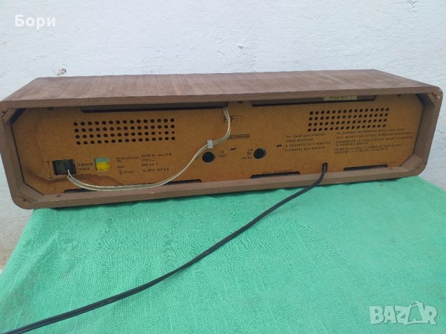 Grundig RF 711 Радио, снимка 8 - Радиокасетофони, транзистори - 31144263