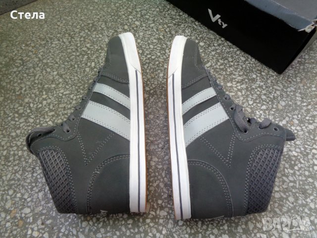 Дамски / детски високи кецове Deichmann / Victory, с кутия, снимка 4 - Кецове - 32153852