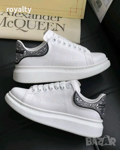 Alexander McQueen Дамски Маратонки С Камъни 36-40 Номер , снимка 2 - Маратонки - 52805670