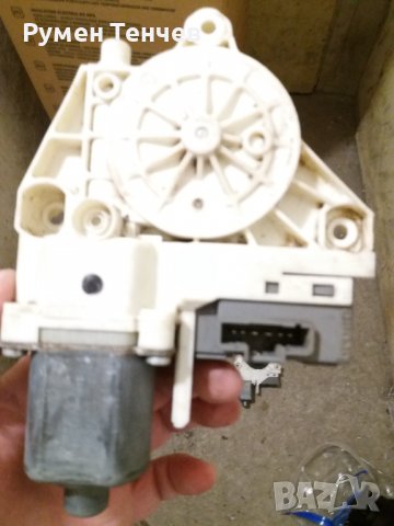 Машинки за повдигачи на прозорци . Задни. Пежо 407 sw 2.0 hdi 2004г., снимка 8 - Части - 39429120