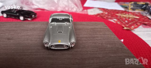 BOX MADE IN ITALY 1:43, снимка 2 - Колекции - 39406063