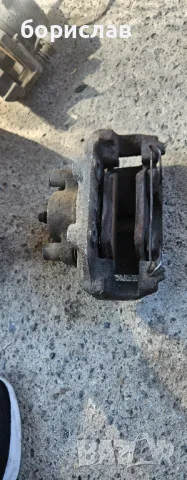 Преден десен спирачен апарат за Фолксваген шаран , снимка 2 - Части - 47400513