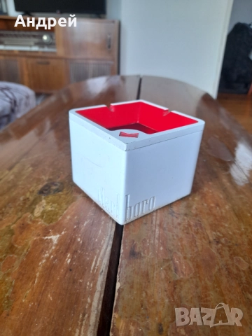 Стар пепелник Marlboro #16, снимка 2 - Други ценни предмети - 51765996