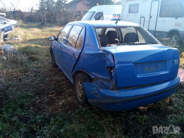 Шкода Фабия 1.2 12v HTP 2004-На части , снимка 6 - Автомобили и джипове - 30943719