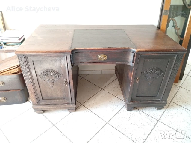 Старинни библиотека и писалище , снимка 5 - Антикварни и старинни предмети - 51182836