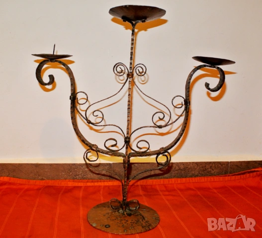 Винтидж кован меден свещник