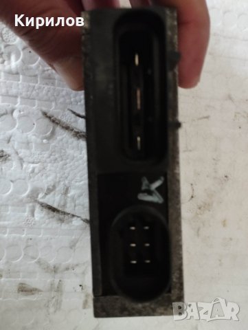 Реле подгревни свещи за Renault Megane Scenic  1.9 dTi, снимка 2 - Части - 38778504