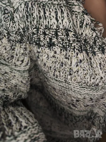 Massimo Dutty 
Зелен цвят със златни нишки
Размер М
, снимка 9 - Жилетки - 47689902