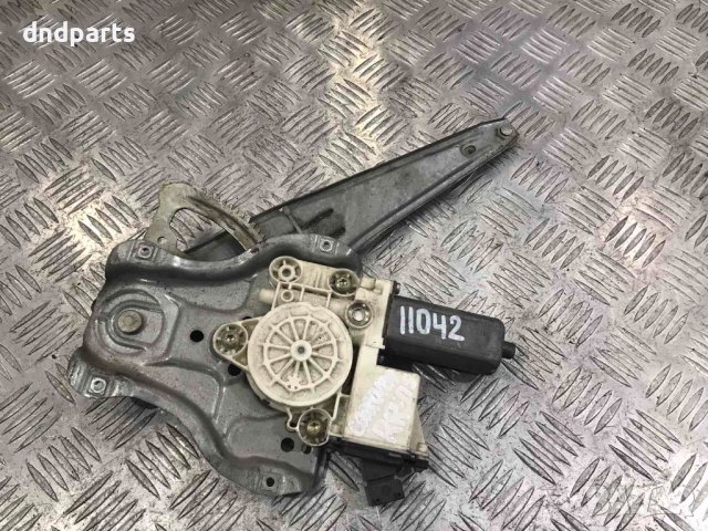 Заден десен стъклоповдигач Toyota Corolla 2005г.