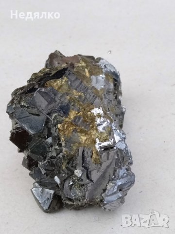 Пирит,халкопирит,минерал,371 грама, снимка 4 - Антикварни и старинни предмети - 34508502