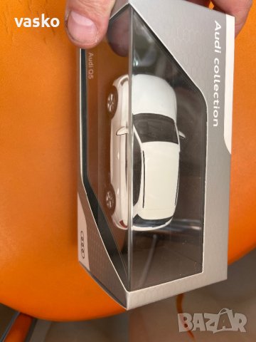Audi Q5 1:43-ново,перфектно, снимка 2 - Колекции - 40151719