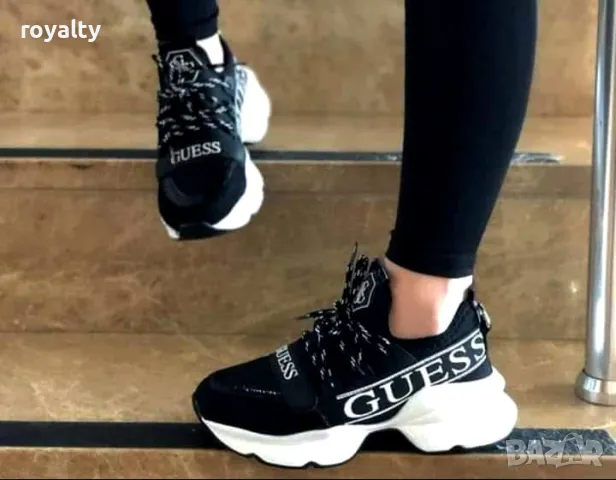 Guess дамски маратонки , снимка 2 - Маратонки - 49178325