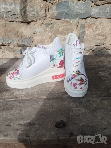 обувки , снимка 3 - Маратонки - 54181626