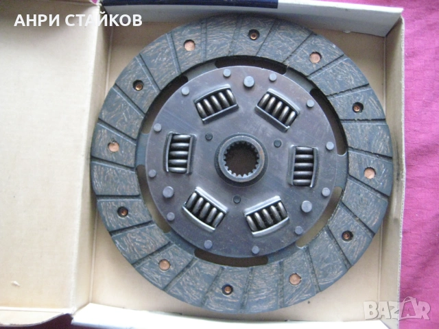 Продавам нов оригинален руски съединител за ВАЗ 2106,ВАЗ 2121, снимка 3 - Части - 53162481