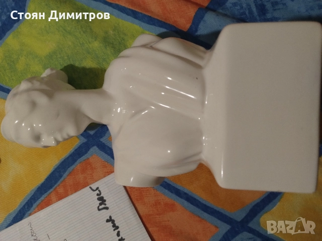 Класически порцеланов бюст на богиня Дияна, перфектно изпълнение чиста, нова , снимка 2 - Колекции - 51976798