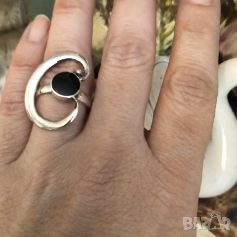 Сребърен пръстен с оникс , снимка 1 - Пръстени - 37187315