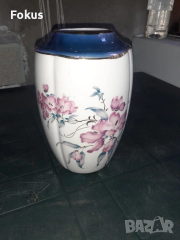 Стара ваза македонски порцелан