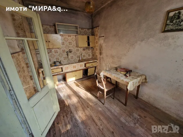 Къща с двор в с. Горски Извор, област Хасково, снимка 15 - Къщи - 55788191