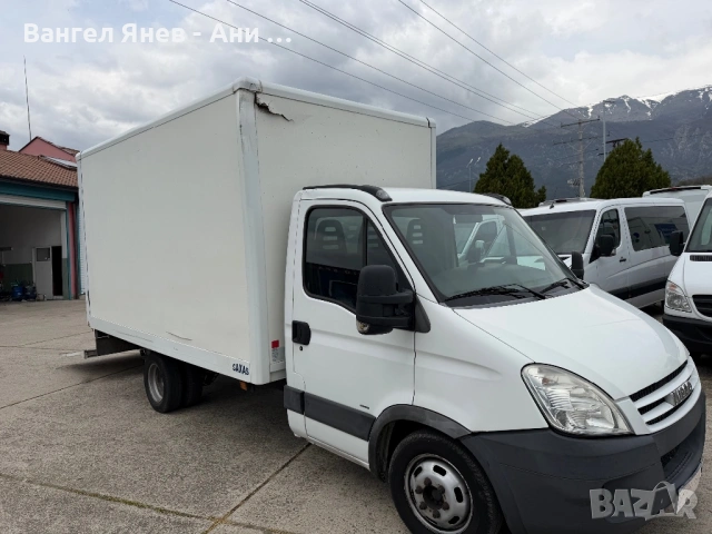 Фургон Бус 4.20 метра, снимка 5 - Части - 54216139