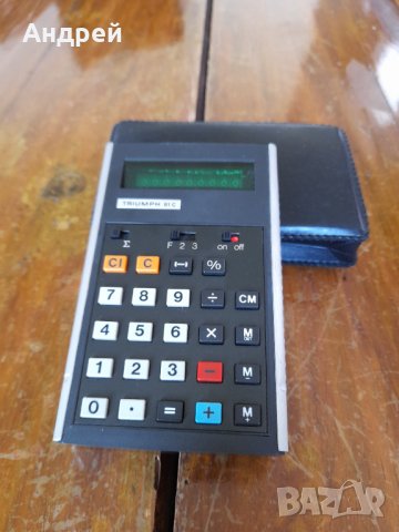 Стар калкулатор Triumph 81C, снимка 2 - Други ценни предмети - 37053274